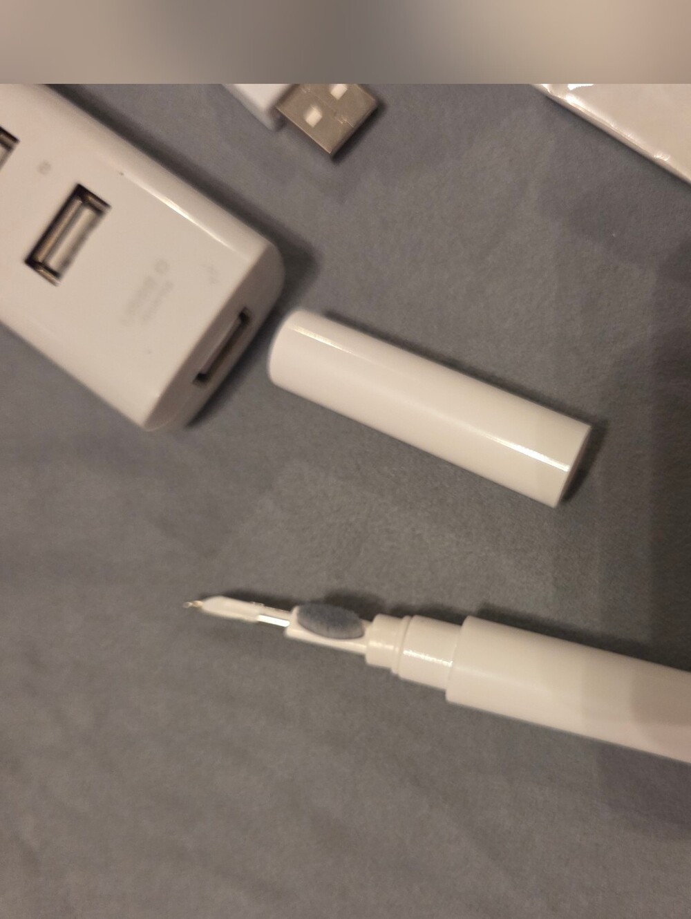 Multi-Port Electronic Accessories - Picture 8 of 9